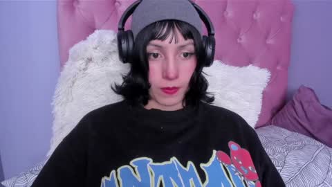 Snapshot of room312_ chatting on 12/24/24, 04:30 Twelve 3 Inst Twelve 312002 Twitter Room312 2002 online show from 12/24/24, 04:30