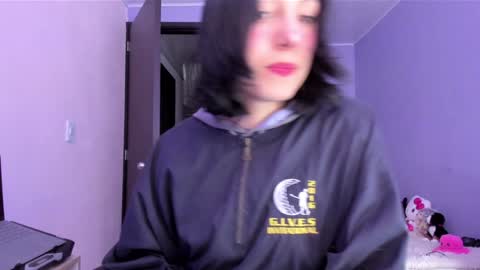 Snapshot of room312_ chatting on 12/30/24, 06:38 Twelve 3 Inst Twelve 312002 Twitter Room312 2002 online show from 12/30/24, 06:38
