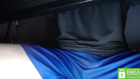 Snapshot of room_hot_x chatting on 01/20/25, 08:52 ken online show from 01/20/25, 08:52