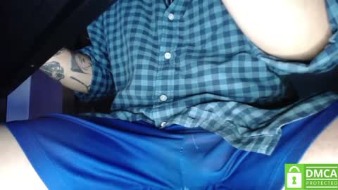 Snapshot of room_hot_x chatting on 02/12/25, 09:52 ken online show from 02/12/25, 09:52