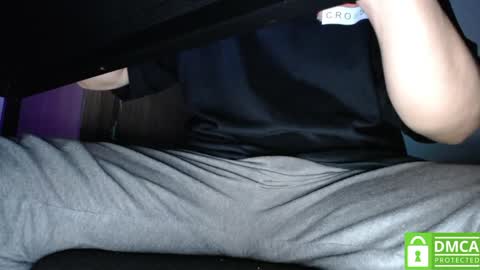 Snapshot of room_hot_x chatting on 02/22/25, 10:09 ken online show from 02/22/25, 10:09