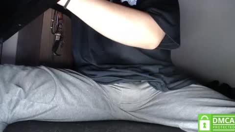 Snapshot of room_hot_x chatting on 09/11/25, 07:08 ken online show from 09/11/25, 07:08