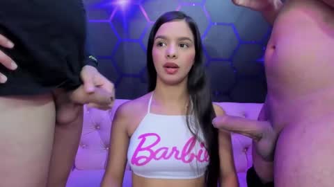 Snapshot of room_kitty chatting on 01/27/25, 11:11  MIA AND PAUL online show from 01/27/25, 11:11