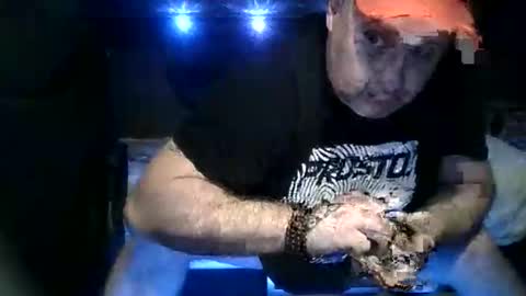 Snapshot of rooosveltooo chatting on 03/13/26, 01:56 rooosveltooo online show from 03/13/26, 01:56