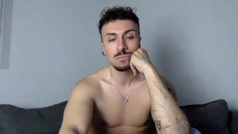 rooster_milk online show from 04/22/26, 08:21