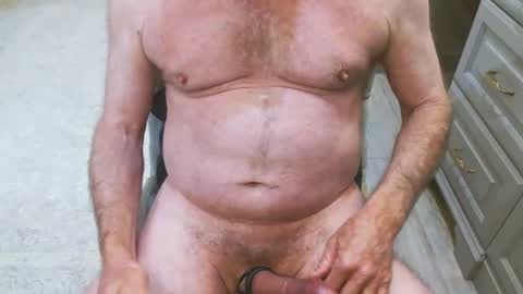 Snapshot of roper1955 chatting on 02/15/26, 09:55 roper1955 online show from 02/15/26, 09:55