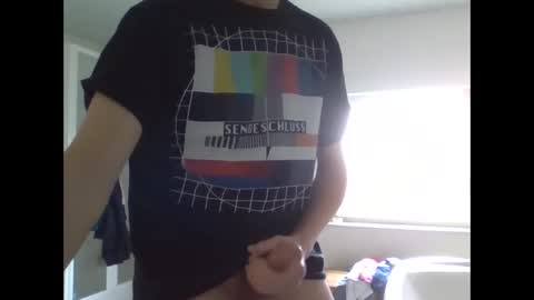 Snapshot of rorat28 chatting on 03/12/25, 08:51 rorat28 online show from 03/12/25, 08:51