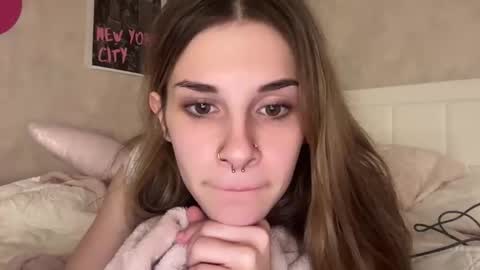 Rose online show from 10/20/25, 03:51