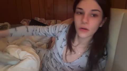 Rose online show from 03/05/26, 05:31