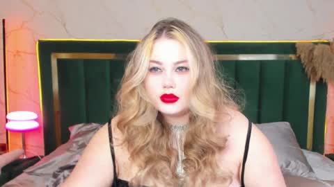 Chloe online show from 02/07/26, 06:11