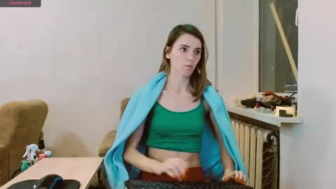 rosa843850 online show from 02/16/25, 06:10