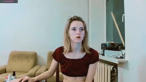 rosa843850 online show from 03/08/25, 04:39