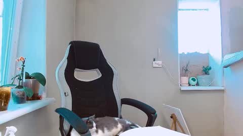 rosa843850 online show from 09/21/25, 02:19