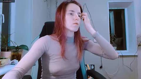 rosa843850 online show from 11/30/25, 05:50