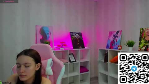 Viola online show from 03/21/26, 09:03