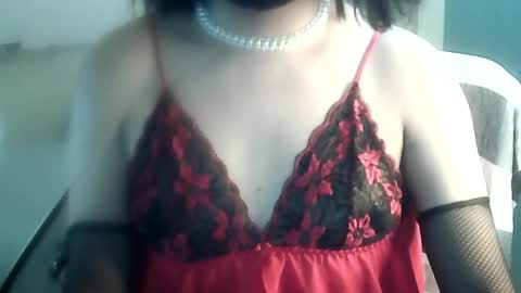 Snapshot of rosabells chatting on 05/18/26, 04:02 Rosa online show from 05/18/26, 04:02