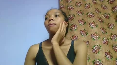 rosah225127 online show from 04/27/26, 04:05