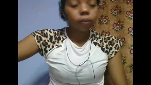 rosah225127 online show from 05/15/26, 04:30
