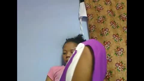 rosah225127 online show from 05/25/26, 05:57