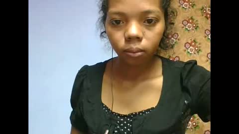 rosah225127 online show from 05/28/26, 06:38
