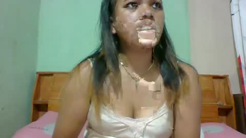 Snapshot of rosah451320 chatting on 07/18/26, 04:22 rosah451320 online show from 07/18/26, 04:22
