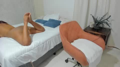 Snapshot of rosaliiaa1 chatting on 02/17/25, 09:52 Rosalia online show from 02/17/25, 09:52