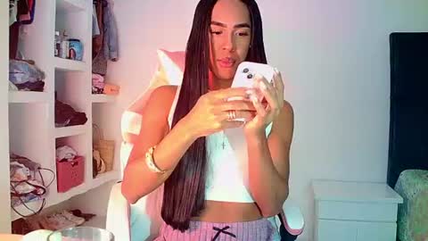 Snapshot of rosalindasexy chatting on 07/14/26, 07:24 Rosalinda online show from 07/14/26, 07:24