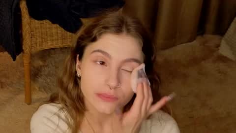 Snapshot of rosalvaulman chatting on 05/12/26, 05:10 Kylie online show from 05/12/26, 05:10