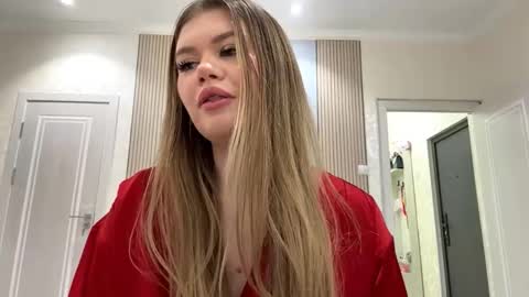 Rosa online show from 02/28/26, 09:21