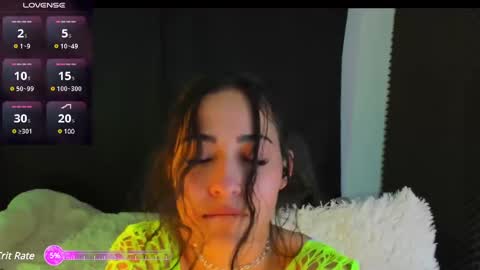 Snapshot of rosario215_ chatting on 02/16/25, 10:10 Rosario online show from 02/16/25, 10:10