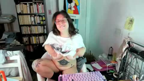 rose257044 online show from 11/27/25, 12:51