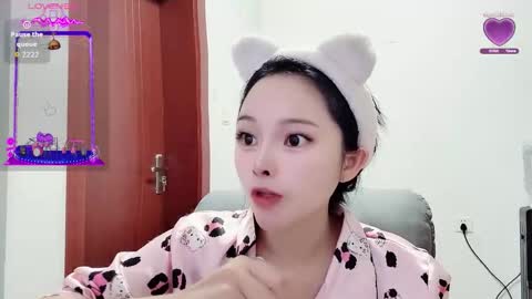 Snapshot of rose6688 chatting on 10/20/25, 03:40 rose online show from 10/20/25, 03:40