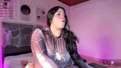 Barbara rose online show from 10/09/25, 12:03