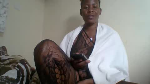 rose_coco online show from 09/12/25, 01:28