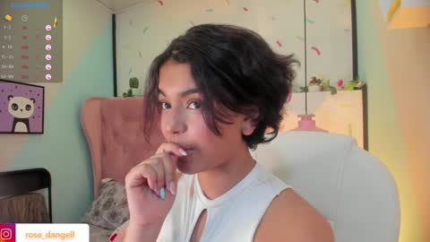 Rose online show from 12/10/24, 05:33