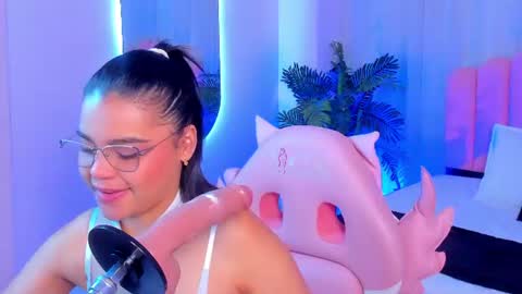 Snapshot of rose_jener06 chatting on 06/20/26, 12:14 rose_jener06 online show from 06/20/26, 12:14