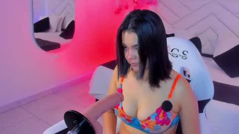 Snapshot of rose_jener06 chatting on 07/14/26, 09:53 rose_jener06 online show from 07/14/26, 09:53