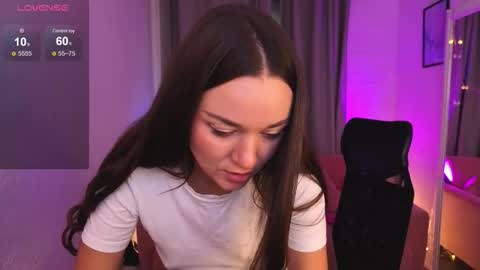rose_mooddd online show from 09/27/25, 05:56