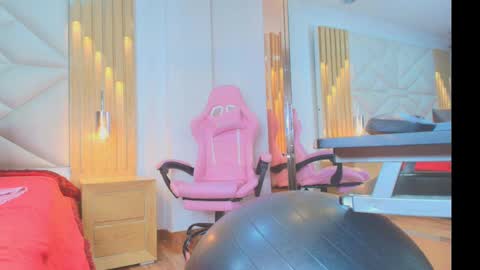        online show from 11/14/25, 03:27