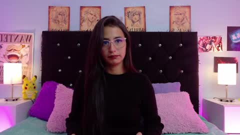 Snapshot of rose_smiley1 chatting on 04/26/26, 05:49 Rose online show from 04/26/26, 05:49