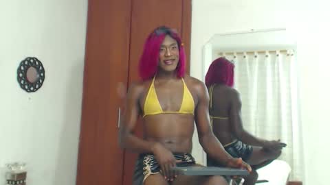 rose_valentiine online show from 03/25/26, 01:28