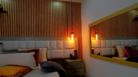 roseaurora online show from 01/05/26, 05:27