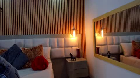 roseaurora online show from 01/09/26, 01:03