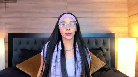 roseaurora online show from 03/24/26, 12:21