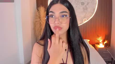 Rose online show from 02/05/26, 01:49