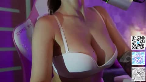 roseess_ online show from 03/11/25, 04:54