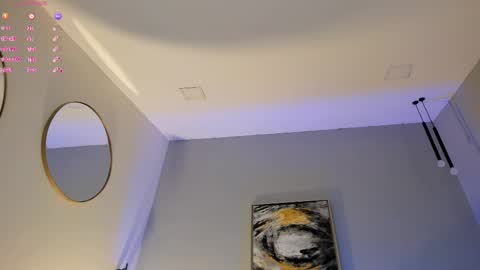 Snapshot of roseferrera chatting on 02/17/25, 02:42 Rose online show from 02/17/25, 02:42