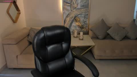 Snapshot of roseferrera chatting on 09/28/25, 04:45 Rose online show from 09/28/25, 04:45