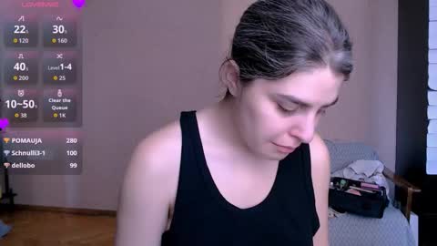 Rose online show from 11/03/25, 07:31