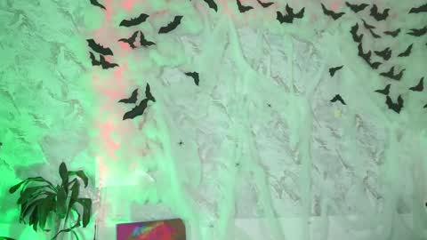 Lyla OF roselinedior online show from 10/29/25, 08:32